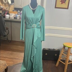 Elegant Teal Long Sleeve Dress